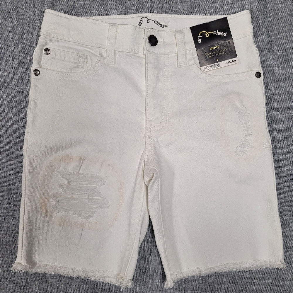 NWT Girls White Bermuda Shorts